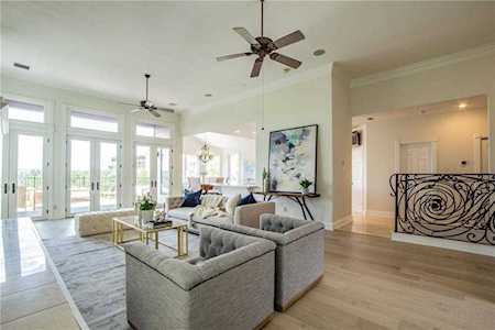 5904 Westslope DR Austin, TX 78731