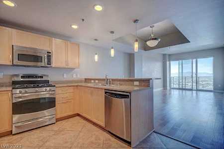 150 Las Vegas Blvd #2218 Las Vegas, NV 89101