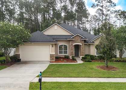 166 Queen Victoria Ave Fruit Cove, FL 32259