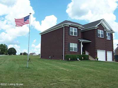 174 Cinnamon Dr Mt Washington, KY 40047