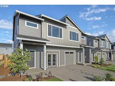805 S 25th Ter #83 Cornelius, OR 97113