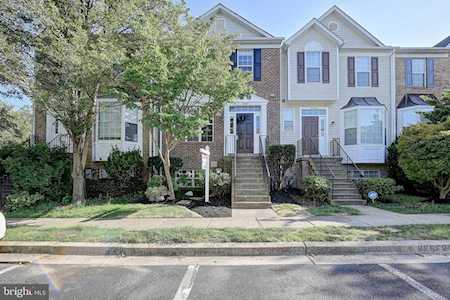 2303 Montauk Dr Crofton, MD 21114