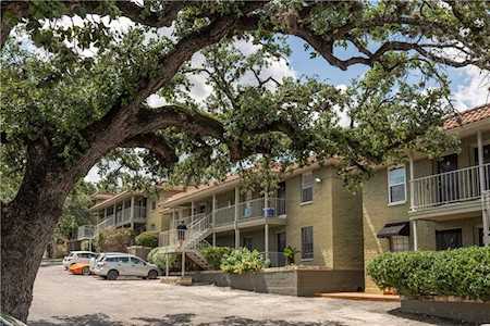2302 East Side DR #16 Austin, TX 78704