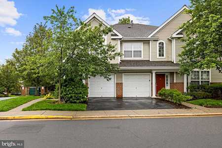 6221 Wild Swan Way #201 Columbia, MD 21045