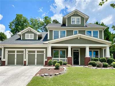 7511 Brookstone Circle Flowery Branch, GA 30542