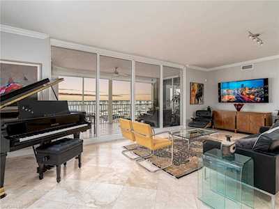 2104 W First St #503 Fort Myers, FL 33901