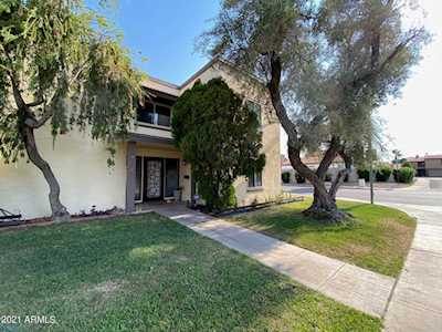 8203 E Berridge Lane Scottsdale, AZ 85250