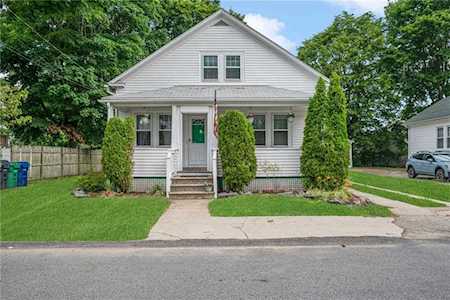 271 Palace Ave Warwick, RI 02886