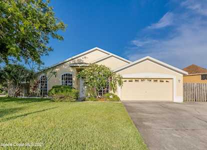 2515 Island Crossing Way Merritt Island, FL 32952