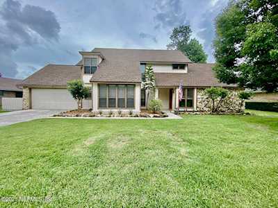 3459 Hidden Lake Dr Jacksonville, FL 32216