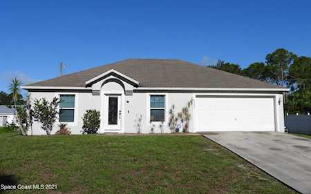 3042 SE Tazewell Avenue Palm Bay, FL 32909
