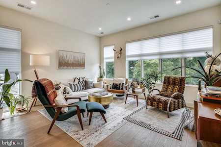 1018 Douglas St NE #6 Washington, DC 20018