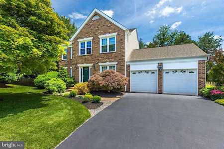 13696 Southernwood Ct Chantilly, VA 20151