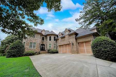 1947 Elmwood Circle Snellville, GA 30078