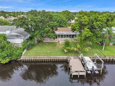 1911 Seagull Dr Clearwater, FL 33764