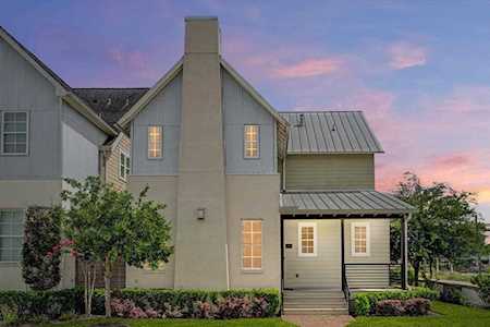 2408 Hollister St Houston, TX 77080
