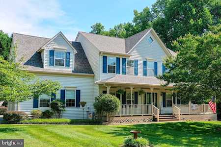 3125 Loring Dr Huntingtown, MD 20639