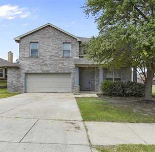 5829 Water Ridge Court Fort Worth, TX 76179