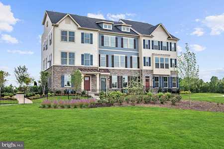 6060 Fallfish Ct New Market, MD 21774