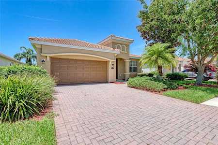 9022 Heritage Sound Dr Bradenton, FL 34212