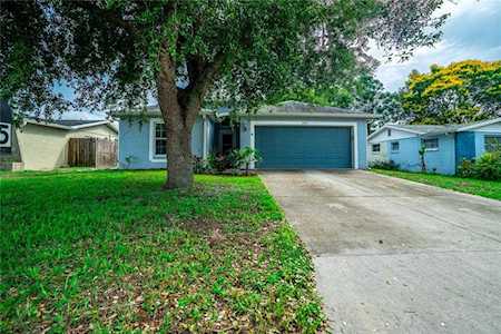 5235 Greenwood St New Port Richey, FL 34653