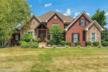 13303 Ashford Cir Goshen, KY 40026