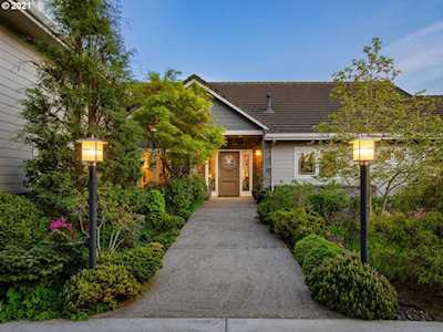320 NW Ilwaco Ct Camas, WA 98607