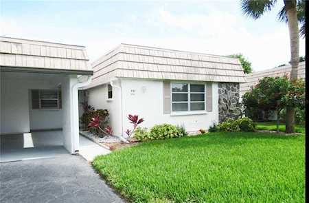 2742 Riverbluff PLACE #V-62 Sarasota, FL 34231