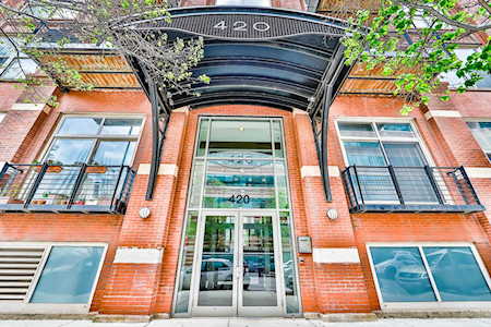420 S Clinton St #407 Chicago, IL 60607