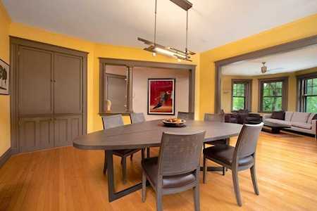 31 Linnaean Street #2 Cambridge, MA 02138