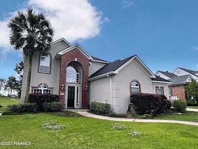 105 Mission Hills Drive Broussard, LA 70518