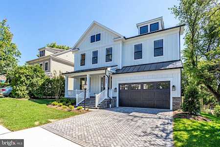 2449 Jefferson St Arlington, VA 22207