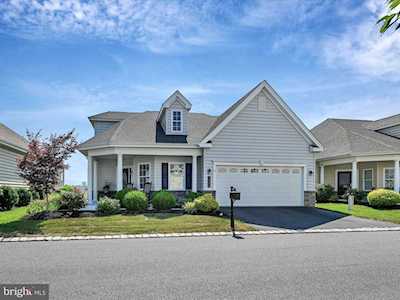 1448 Emerson Dr Mount Joy, PA 17552