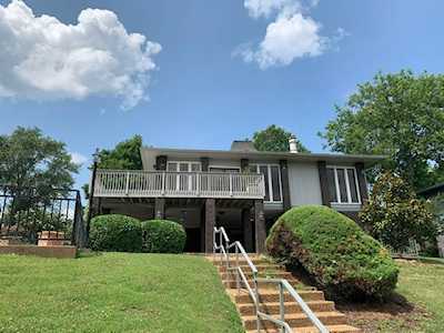 21 Vaughns Gap Rd Nashville, TN 37205