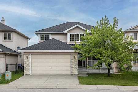 259 Edgebrook Park NW Calgary, AB T3A 5T7