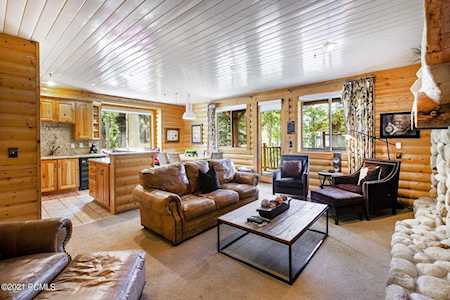 7447 Royal St Park City, UT 84060