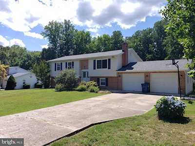 30095 Bach Dr Charlotte Hall, MD 20622