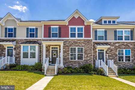1312 Scheer St Brunswick, MD 21716