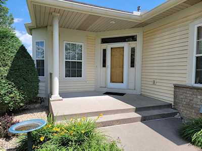 602 Holly Lane N Oakdale, MN 55128