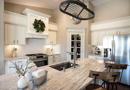 4824 E Sleepy Ranch Road Cave Creek, AZ 85331