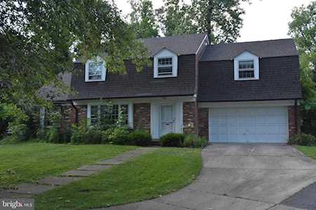 5010 Rockmere Ct Bethesda, MD 20816