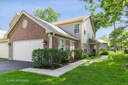 711 Bent Ridge Ln Elgin, IL 60120