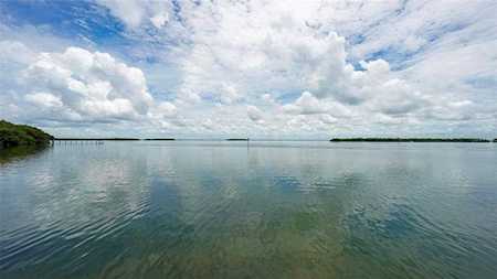 3810 Gulf of Mexico Dr #F301 Longboat Key, FL 34228