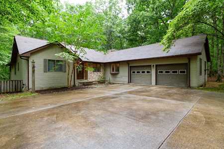951 Poplar Pl Monteagle, TN 37356
