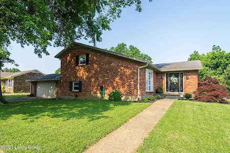 9308 Marse Henry Dr Louisville, KY 40299