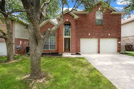 8217 Longdraw DR Round Rock, TX 78681