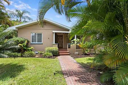 451 25th Ave N St. Petersburg, FL 33704