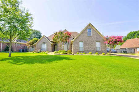 6803 Hare Pt Bartlett, TN 38002
