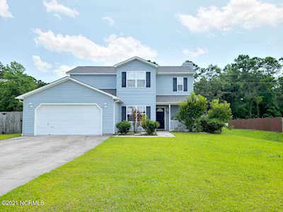 105 Spain Drive Hubert, NC 28539