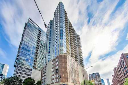 645 N Kingsbury St #2009 Chicago, IL 60654